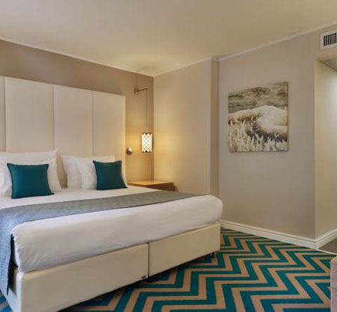 פרימה אואזיס ים המלח